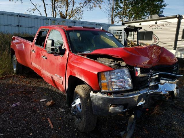 1GC4K0C8XEF126738 - 2014 CHEVROLET 3500 HD RED photo 1