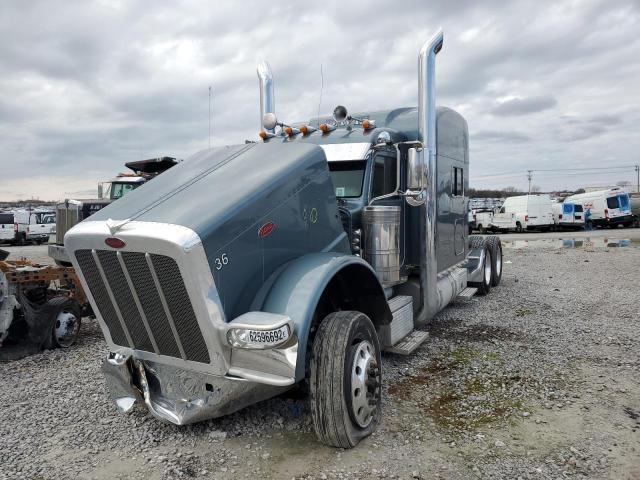 1NPXGGGG20D248824 - 2014 PETERBILT 389 GRAY photo 2