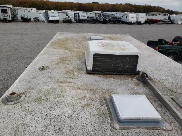 4WY200L2031081480 - 2003 TRAIL KING TRAILER BEIGE photo 9