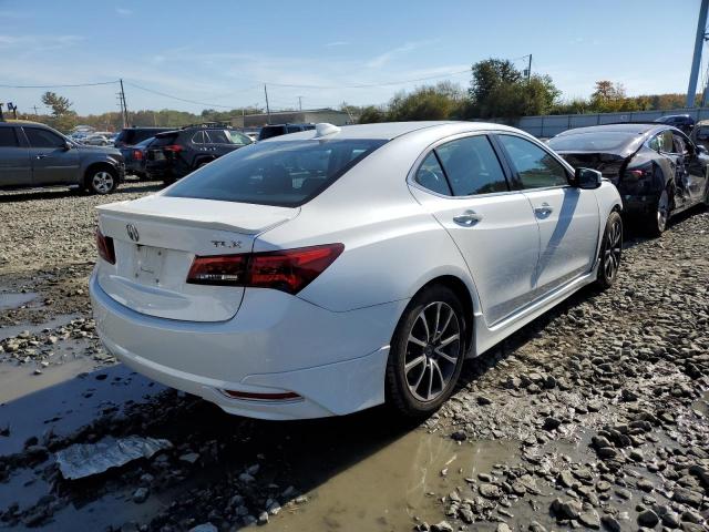 19UUB2F53GA000560 - 2016 ACURA TLX TECH WHITE photo 4