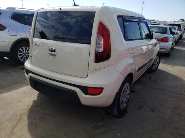 KNDJT2A51C7385209 - 2012 KIA SOUL CREAM photo 4