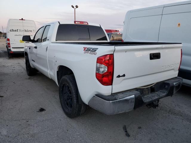 5TFUW5F16GX556974 - 2016 TOYOTA TUNDRA DOU WHITE photo 3