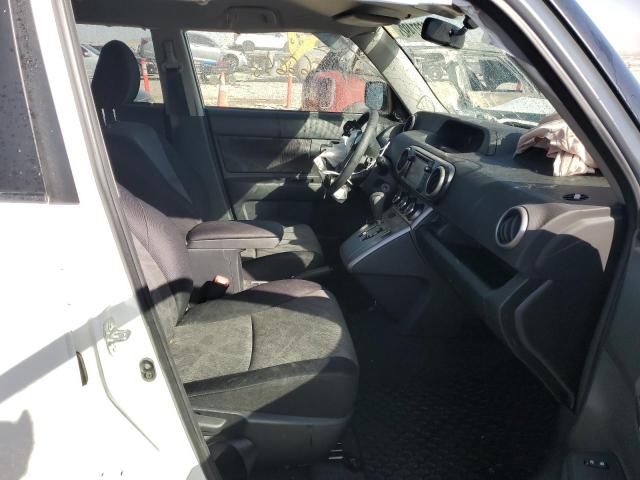 JTLZE4FEXFJ078568 - 2015 TOYOTA SCION XB Beyaz fotoğraf 5