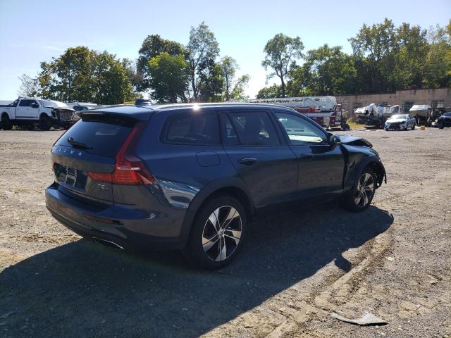 YV4102WKXL1045001 - 2020 VOLVO V60 CROSS BLUE photo 4