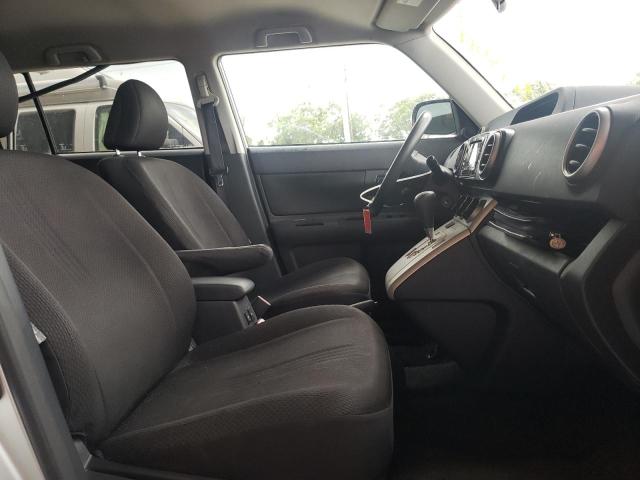 JTLKE50E491068722 - 2009 TOYOTA SCION XB SILVER photo 5