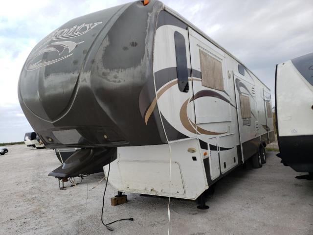 47CFNFU20CC****** - 2012 5TH TRAILER WHITE photo 9