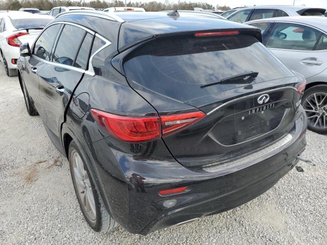 SJKCH5CP4JA043244 - 2018 INFINITI QX30 BASE BLACK photo 3