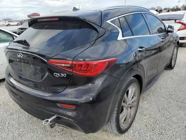 SJKCH5CP4JA043244 - 2018 INFINITI QX30 BASE BLACK photo 4