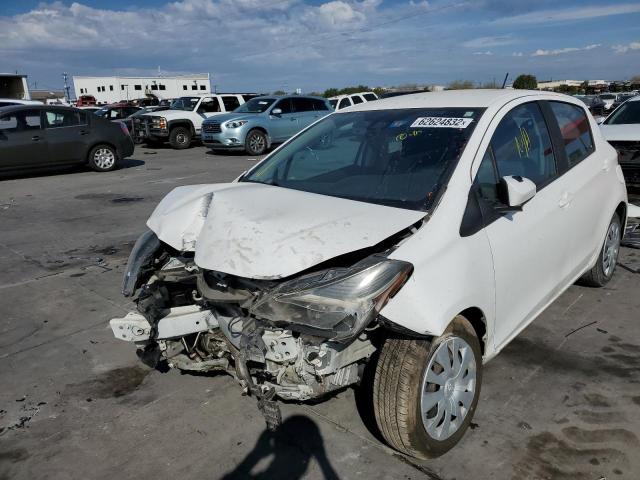 VNKKTUD33HA078345 - 2017 TOYOTA YARIS L WHITE photo 2