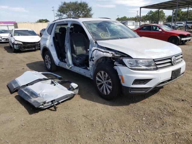 3VV3B7AXXJM131951 - 2018 VOLKSWAGEN TIGUAN SE WHITE photo 1