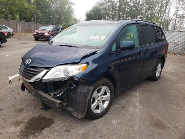 5TDKA3DC6BS004730 - 2011 TOYOTA SIENNA BAS BLUE photo 2