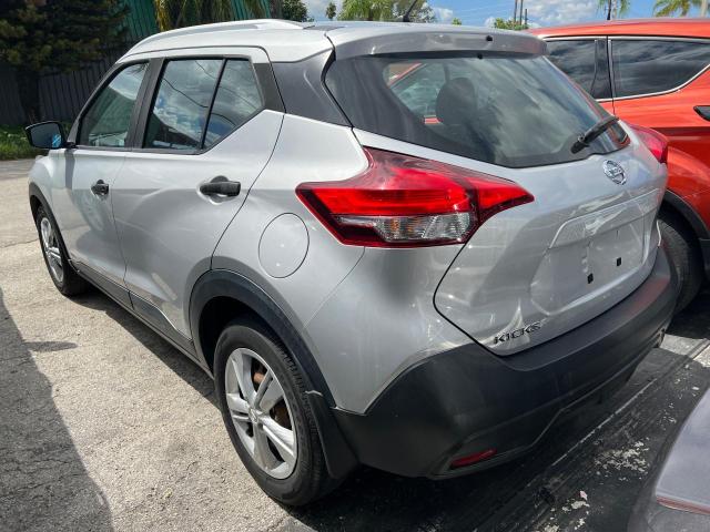 3N1CP5CUXJL506673 - 2018 NISSAN KICKS S GRAY photo 3