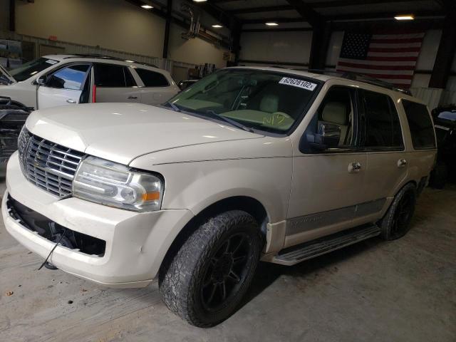 5LMFU285X8LJ15704 - 2008 LINCOLN NAVIGATOR თეთრი ფოტო 2