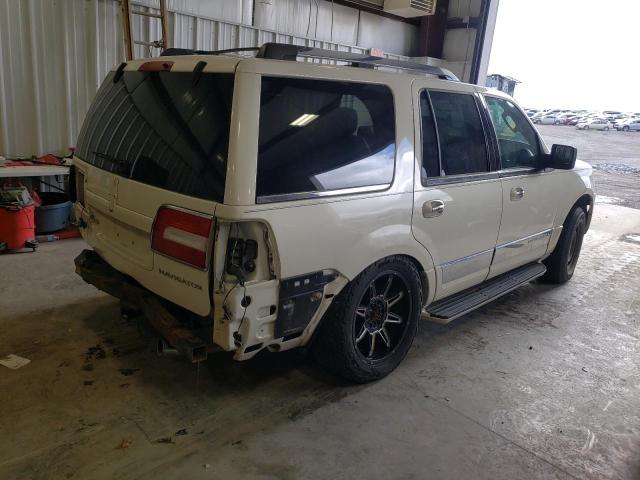 5LMFU285X8LJ15704 - 2008 LINCOLN NAVIGATOR თეთრი ფოტო 4