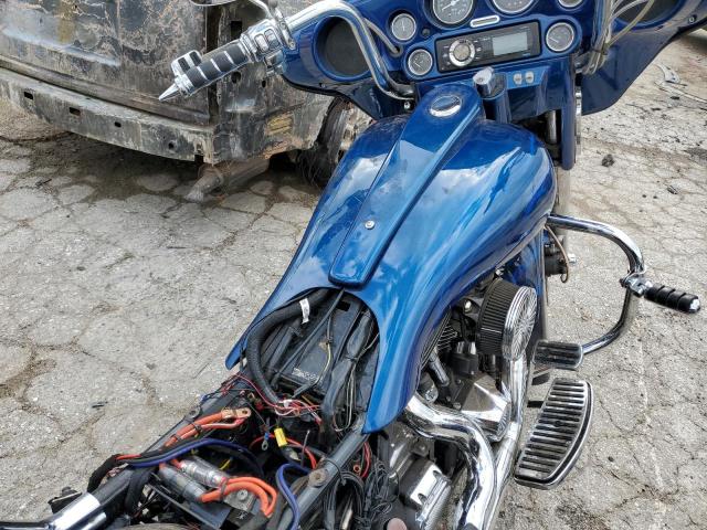 1HD1FCR14WY619645 - 1998 HARLEY-DAVIDSON FLHTCUI 蓝色 照片 5