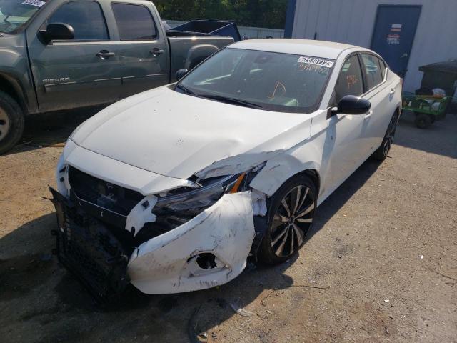 1N4BL4CV5MN390932 - 2021 NISSAN ALTIMA SR WHITE photo 2