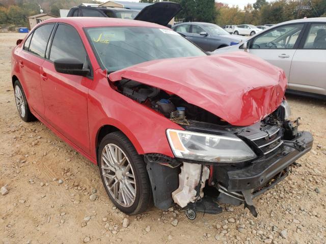 3VW2K7AJ8FM403875 - 2015 VOLKSWAGEN JETTA BASE RED photo 1