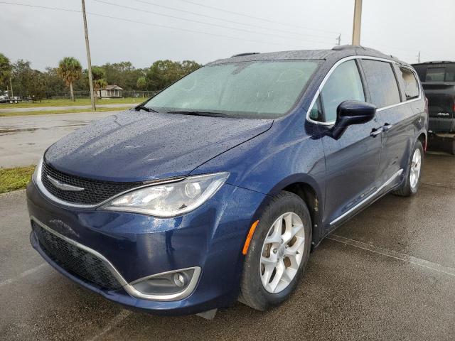 2C4RC1BGXHR579580 - 2017 CHRYSLER PACIFICA T BLUE photo 2