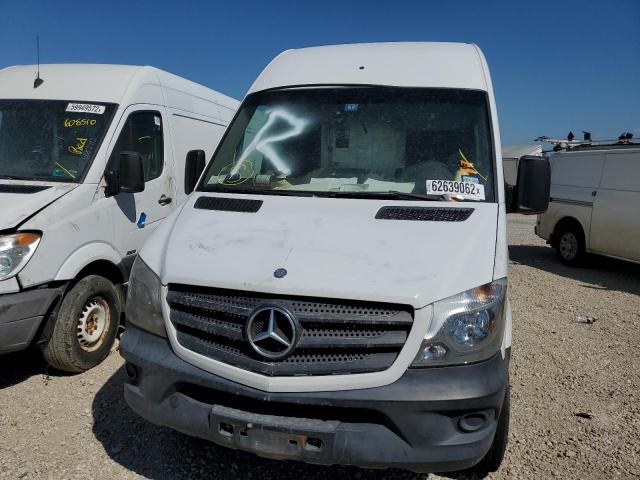 WD3PE8DE4E5894044 - 2014 MERCEDES-BENZ SPRINTER 2 WHITE photo 9