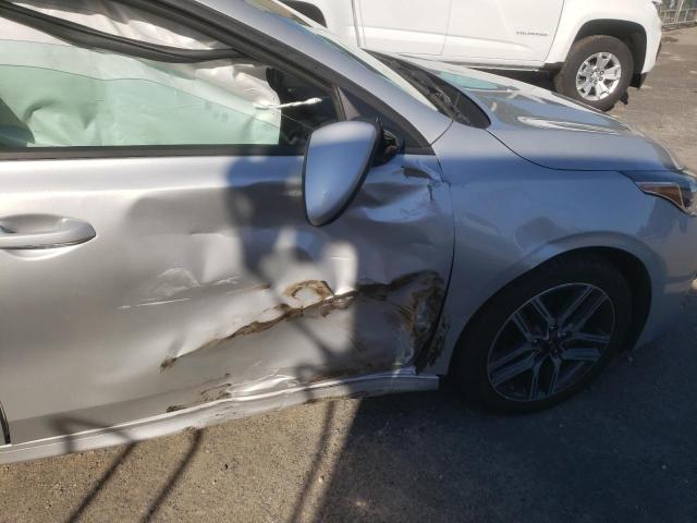 3KPF34AD7KE028267 - 2019 KIA FORTE GT L SILVER photo 9