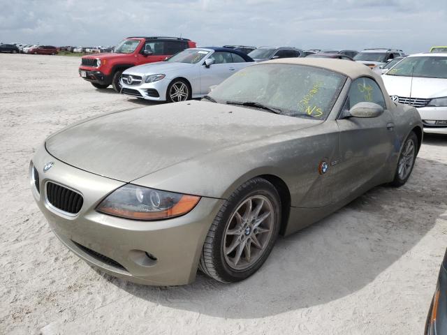 4USBT33544LS52910 - 2004 BMW Z4 2.5 TAN photo 2