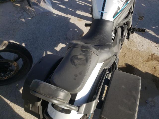 JKAENEC17MDA03983 - 2021 KAWASAKI EN650 C WHITE photo 6