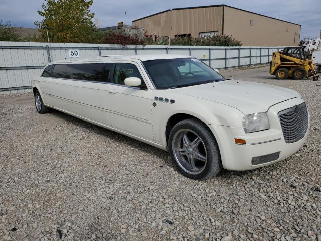 2C3KA53G46H211447 - 2006 CHRYSLER 300 TOURIN WHITE photo 1