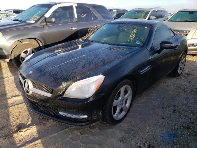 WDDPK4HA5FF096524 - 2015 MERCEDES-BENZ SLK 250 BLACK photo 2