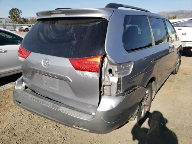 5TDKK3DC8BS018268 - 2011 TOYOTA SIENNA LE SILVER photo 4