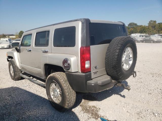 5GTDN136568261653 - 2006 HUMMER H3 SILVER photo 3
