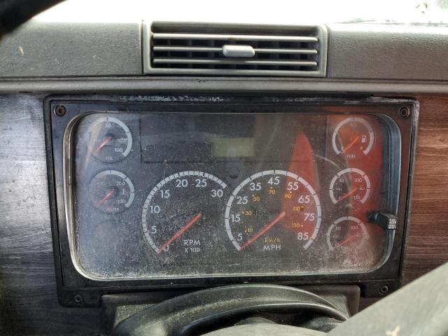 1FUJA6DEX4LN25784 - 2004 FREIGHTLINER SPRINTER WHITE photo 8