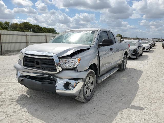 5TFRM5F10AX004860 - 2010 TOYOTA TUNDRA DOU SILVER photo 2