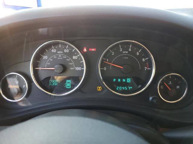 1C4HJWEG3HL755159 - 2017 JEEP WRANGLER U ვერცხლისფერი ფოტო 8