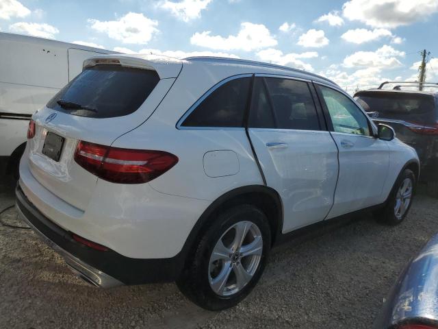 WDC0G4JB1JV056014 - 2018 MERCEDES-BENZ GLC 300 WHITE photo 4