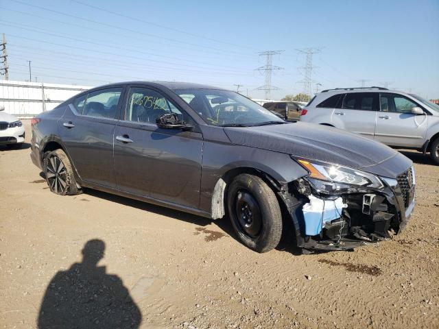 1N4BL4DW8NN398581 - 2022 NISSAN ALTIMA SV GRAY photo 4