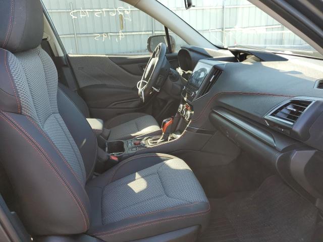 JF2SKAJC5NH427086 - 2022 SUBARU FORESTER S GRAY photo 5