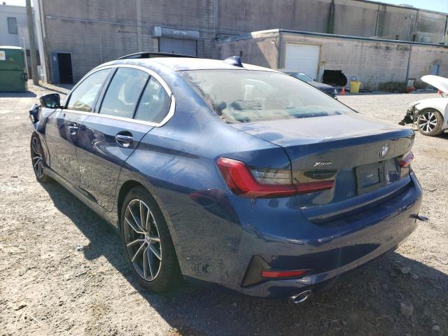 3MW5R7J05M8B81916 - 2021 BMW 330XI BLUE photo 3