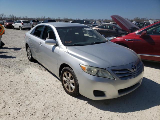 4T1BF3EK0BU633334 - 2011 TOYOTA CAMRY BASE SILVER photo 1