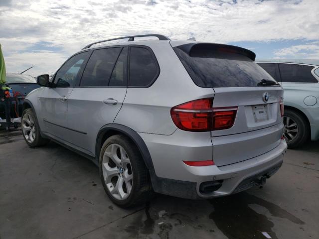 5UXZV8C54DL426985 - 2013 BMW X5 XDRIVE5 SILVER photo 3