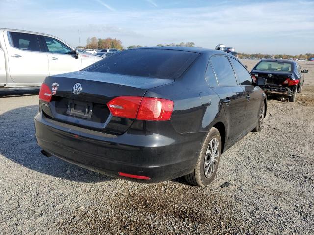 3VW2K7AJ4EM310673 - 2014 VOLKSWAGEN JETTA BASE BLACK photo 4