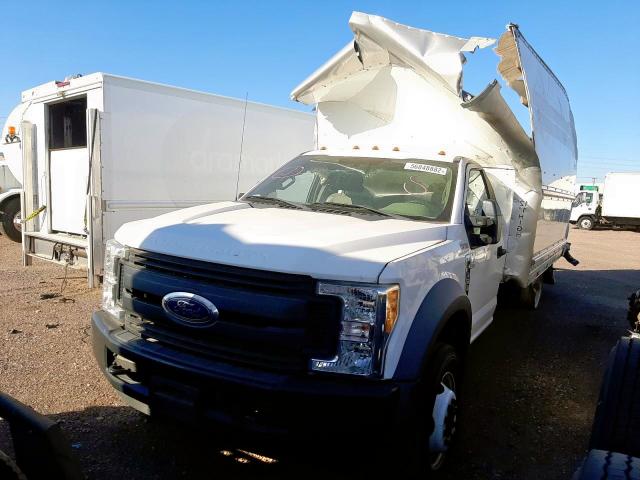1FDUF4GY8HED35827 - 2017 FORD F450 SUPER WHITE photo 2