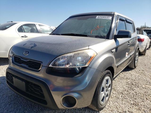 KNDJT2A53D7627418 - 2013 KIA SOUL GRAY photo 2