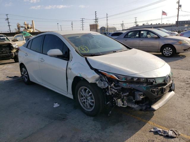 JTDKARFP4H3053986 - 2017 TOYOTA PRIUS PRIM 白色 照片 1