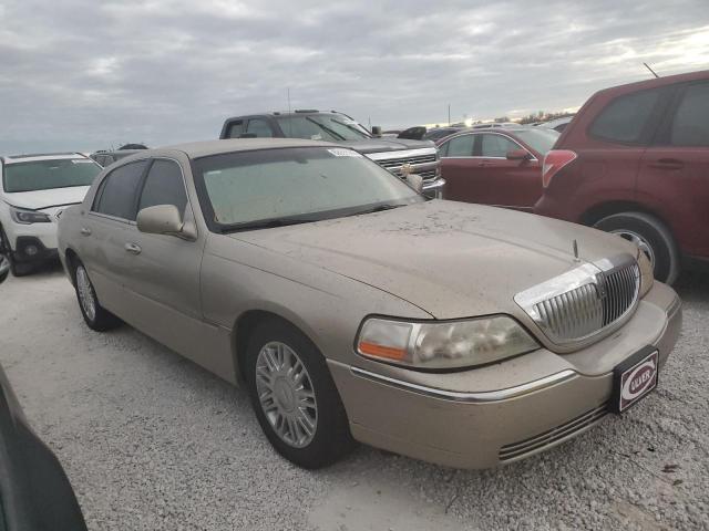 2LNHM82V58X646562 - 2008 LINCOLN TOWN CAR S TAN photo 1