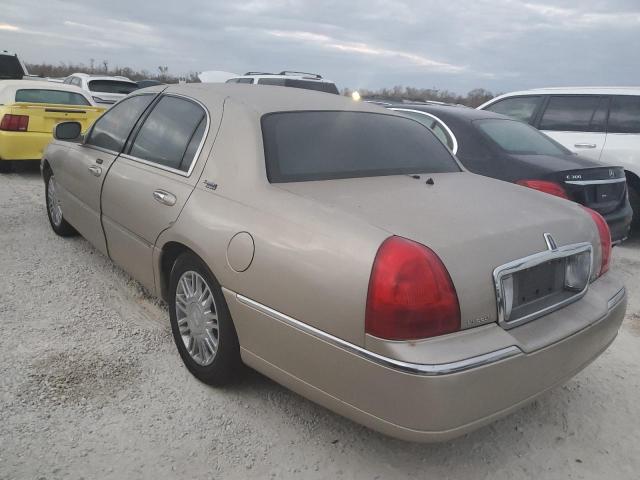 2LNHM82V58X646562 - 2008 LINCOLN TOWN CAR S TAN photo 3