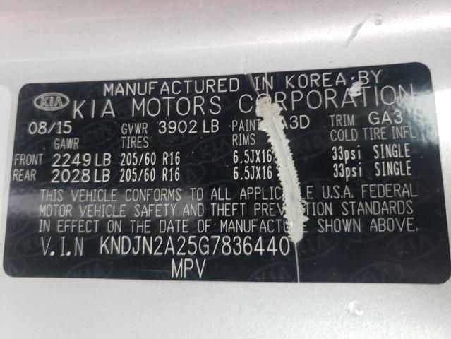 KNDJN2A25G7836440 - 2016 KIA SOUL SILVER photo 10