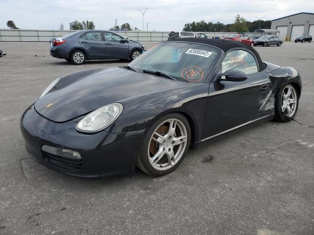 WP0CA29885U710259 - 2005 PORSCHE BOXSTER BLACK photo 2