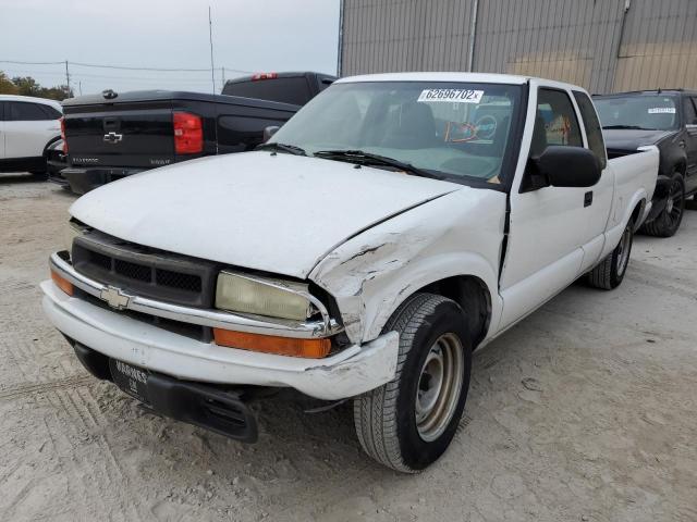 1GCCS19HX38163962 - 2003 CHEVROLET S TRUCK S1 WHITE photo 2