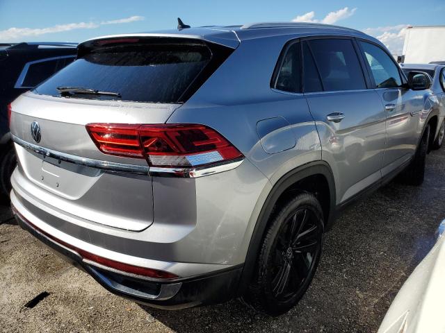 1V2WC2CA8MC236576 - 2021 VOLKSWAGEN ATLAS CROS Серебристый фото 4