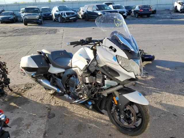 WB10F5309LZG18859 - 2020 BMW K1600 B SILVER photo 1